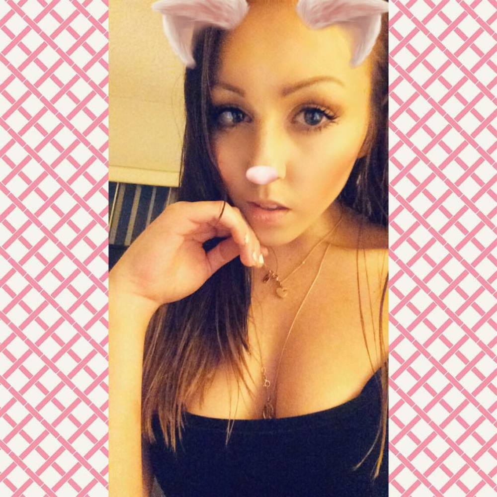 Meet your Posher, Adreana